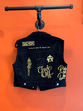 Load image into Gallery viewer, STICKER BOM JACKET CROPPED
