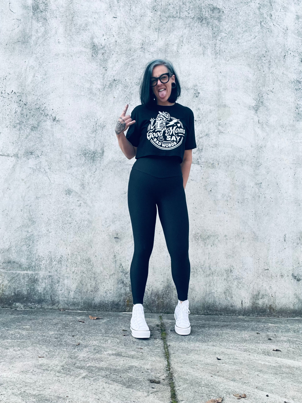 GOOD MOMS SAY BAD WORDS TEE